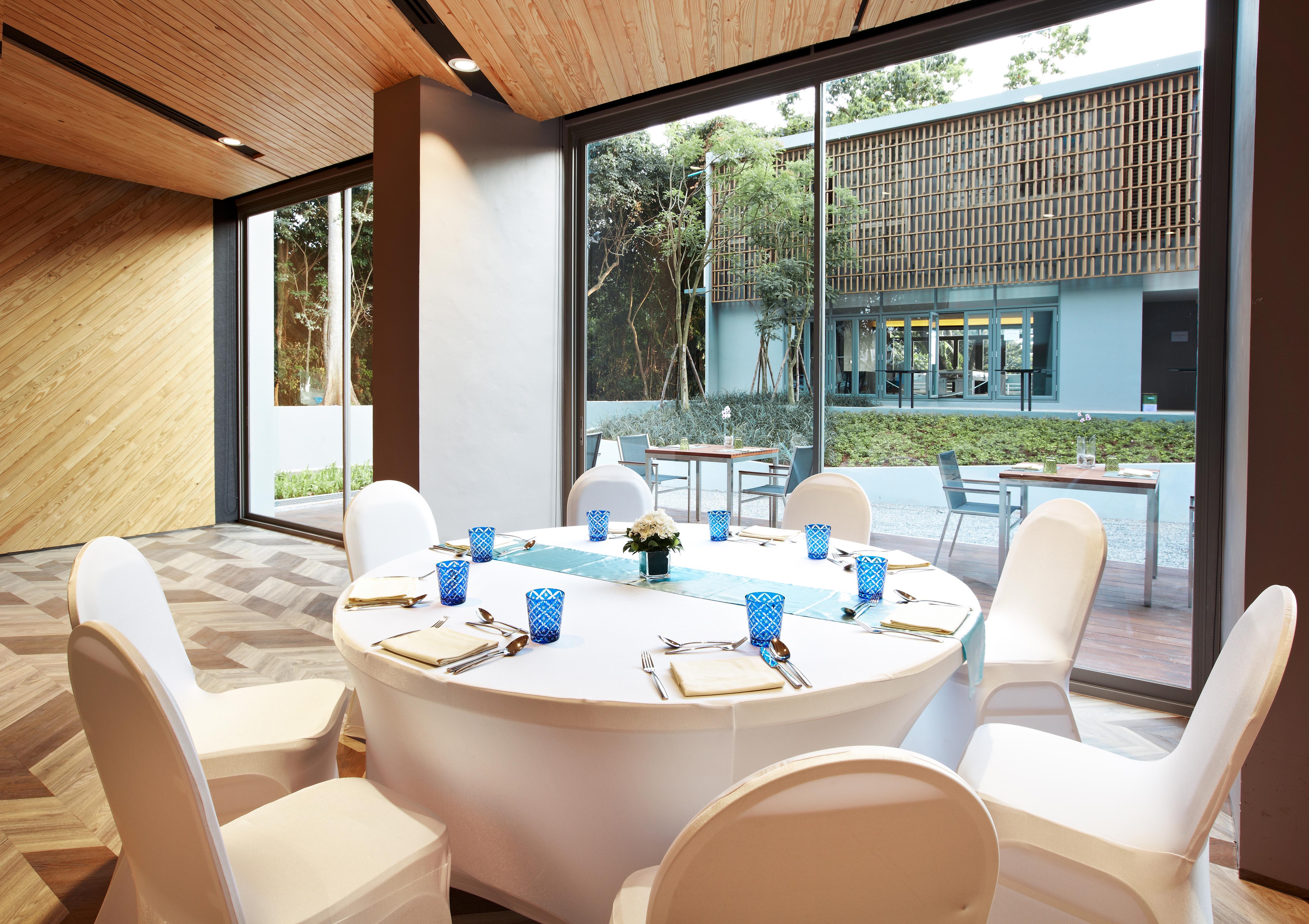 Centara Q Resort Rayong Mae Phim Exterior photo