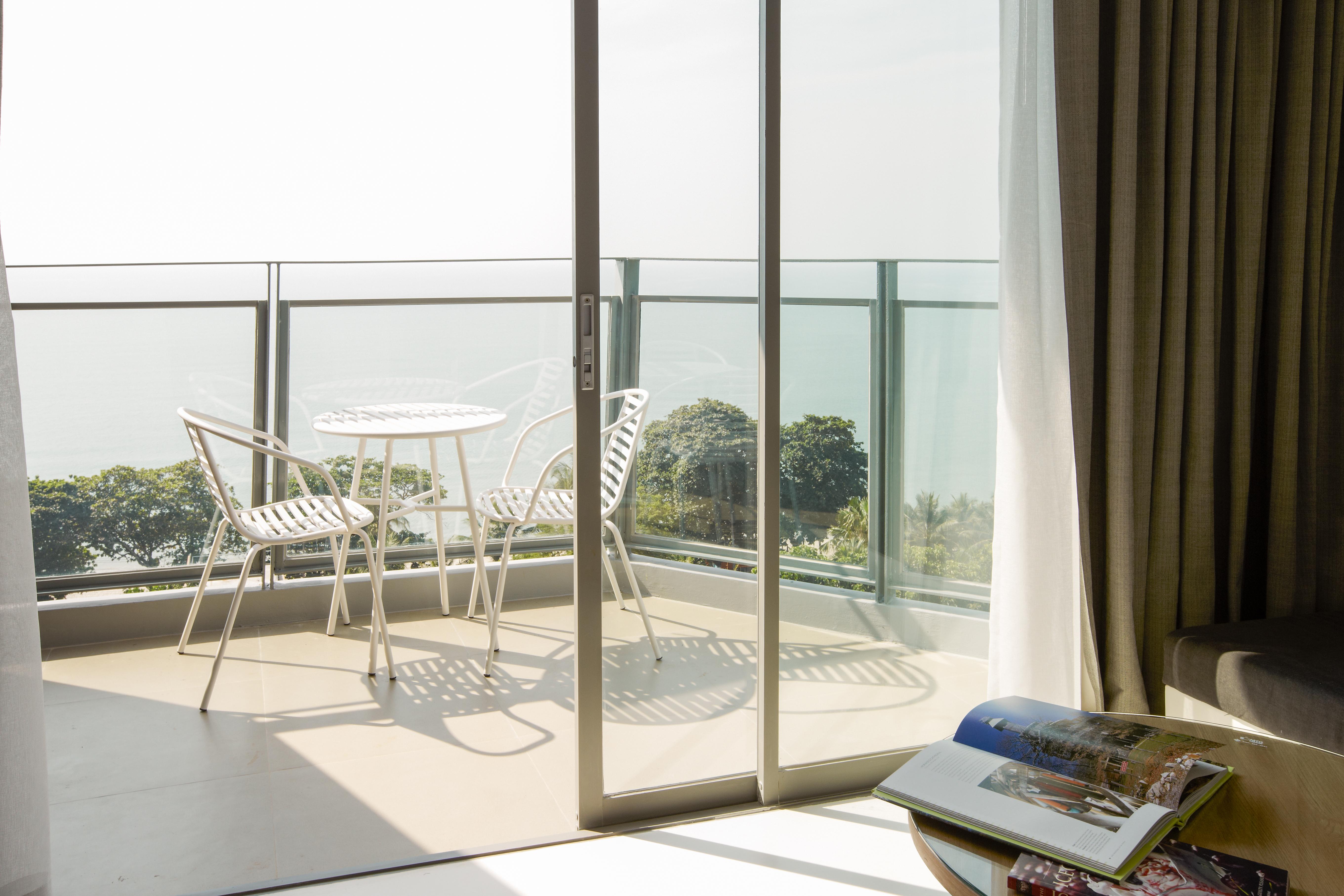 Centara Q Resort Rayong Mae Phim Exterior photo